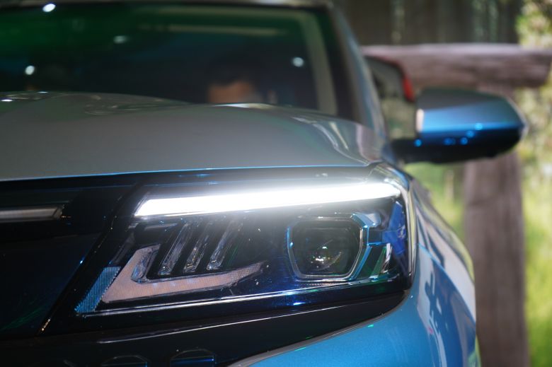 NIMR lance le SUV hybride rechargeable DFSK E5 PHEV et l'utilitaire électrique EC75 en Tunisie