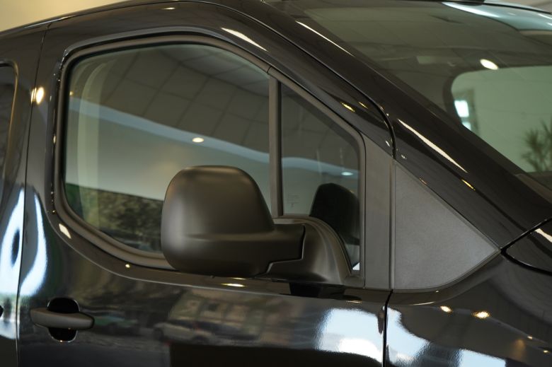 Opel Combo Cargo XL 1.6 L Diesel Confort L2H1 1000 kg