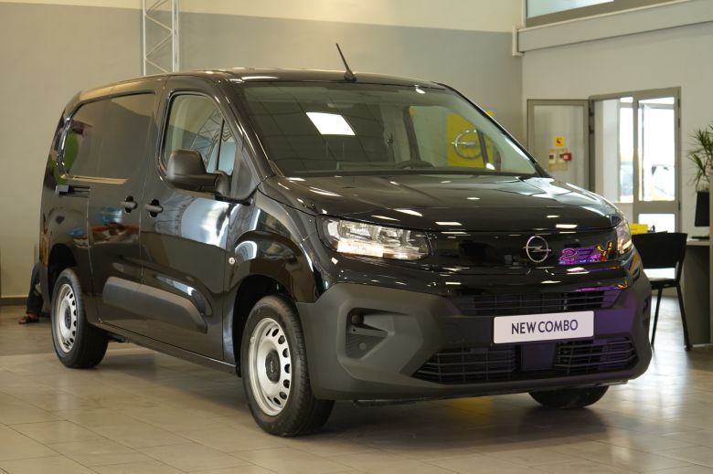 Opel Combo Cargo XL 1.6 L Diesel Confort L2H1 1000 kg