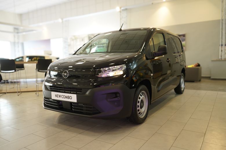 Opel Combo Cargo XL 1.6 L Diesel Confort L2H1 1000 kg