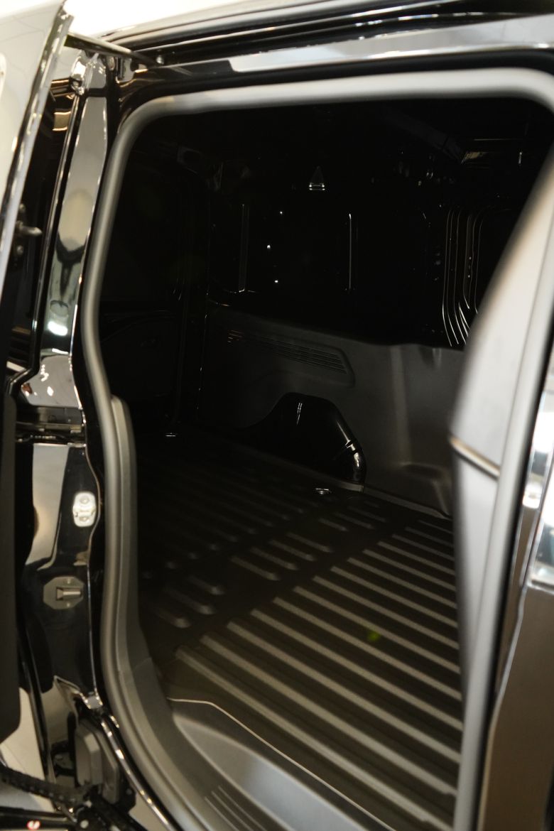 Opel Combo Cargo XL 1.6 L Diesel Confort L2H1 1000 kg