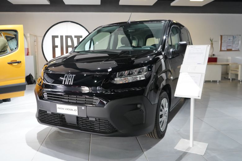 Rencontre professionnelle autour du nouveau Fiat Doblò Combi avec les chauffeurs de taxi