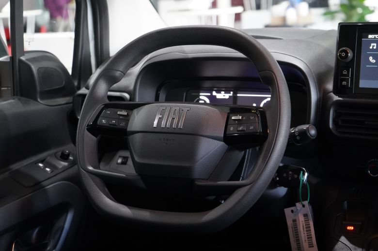 Rencontre professionnelle autour du nouveau Fiat Doblò Combi avec les chauffeurs de taxi