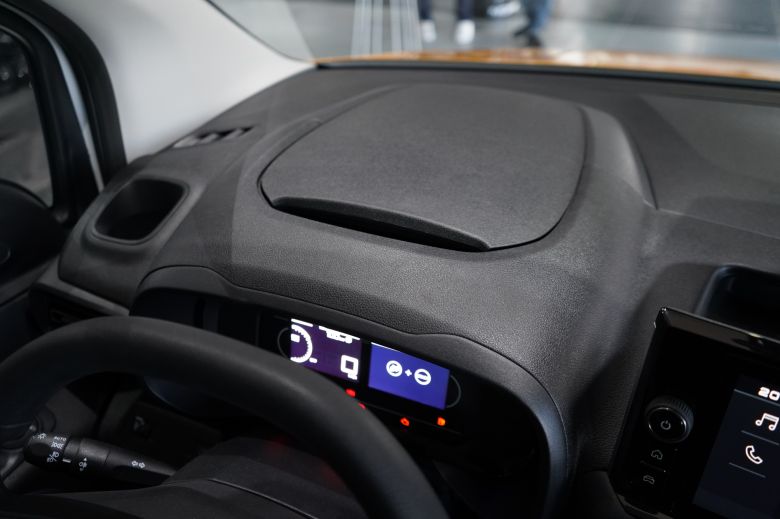 Rencontre professionnelle autour du nouveau Fiat Doblò Combi avec les chauffeurs de taxi