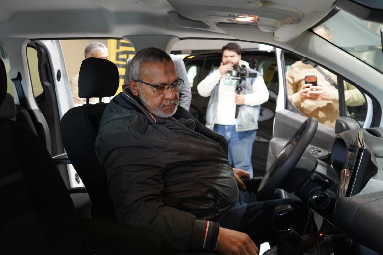 Rencontre professionnelle autour du nouveau Fiat Doblò Combi avec les chauffeurs de taxi