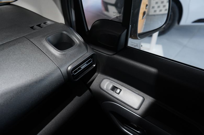 Rencontre professionnelle autour du nouveau Fiat Doblò Combi avec les chauffeurs de taxi