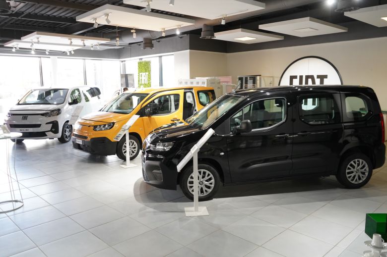 Rencontre professionnelle autour du nouveau Fiat Doblò Combi avec les chauffeurs de taxi