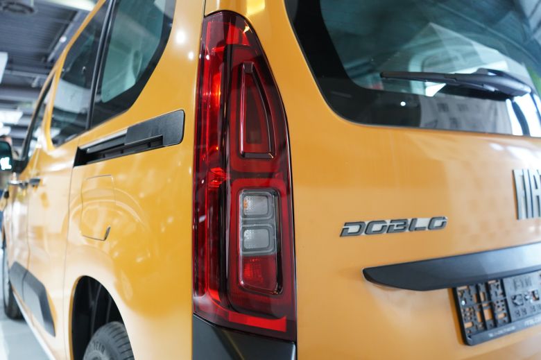 Rencontre professionnelle autour du nouveau Fiat Doblò Combi avec les chauffeurs de taxi