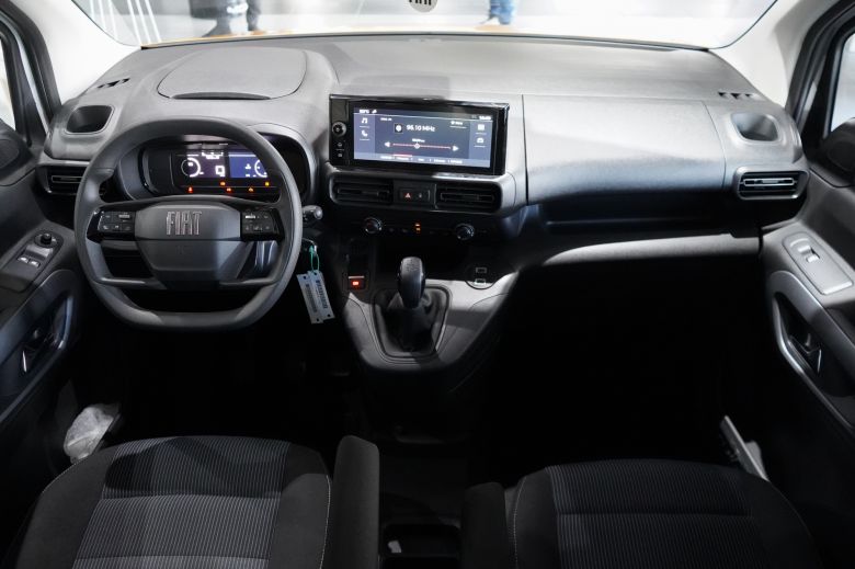 Rencontre professionnelle autour du nouveau Fiat Doblò Combi avec les chauffeurs de taxi