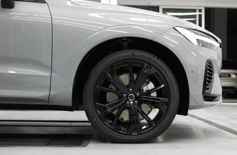 Volvo XC60 2.0 l T8 Recharge Ultra Black Edition