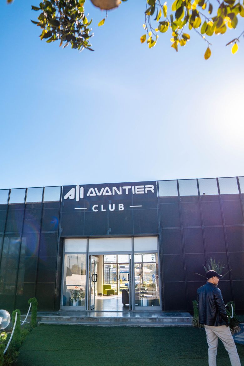 Inauguration de l’Avantier Club au Lac 1 et livraison du premier lot de l’Avantier Commuter