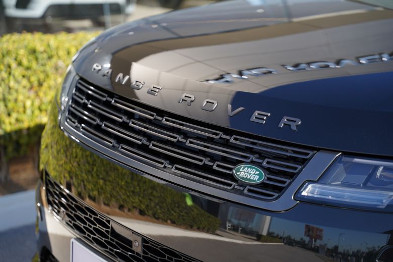 Land Rover Range Rover Sport 3.0 L P460 PHEV Dynamic SE