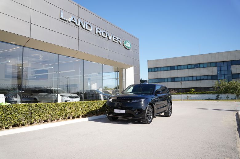 Land Rover Range Rover Sport 3.0 L P460 PHEV Dynamic SE