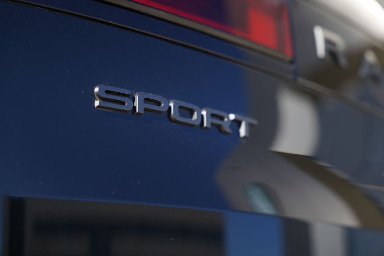 Land Rover Range Rover Sport 3.0 L P460 PHEV Dynamic SE