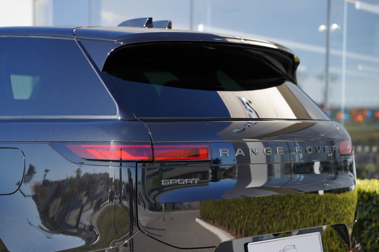 Land Rover Range Rover Sport 3.0 L P460 PHEV Dynamic SE