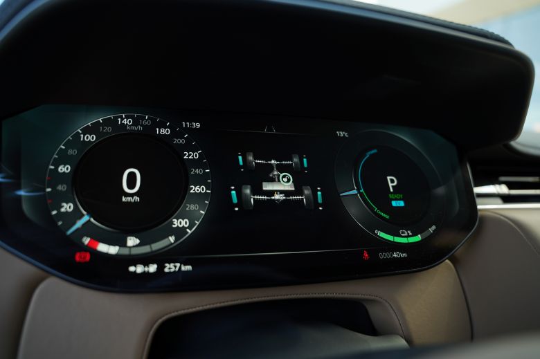 Land Rover Range Rover Sport 3.0 L P460 PHEV Dynamic SE