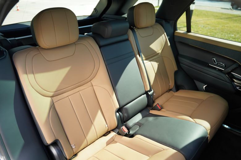 Land Rover Range Rover Sport 3.0 L P460 PHEV Dynamic SE