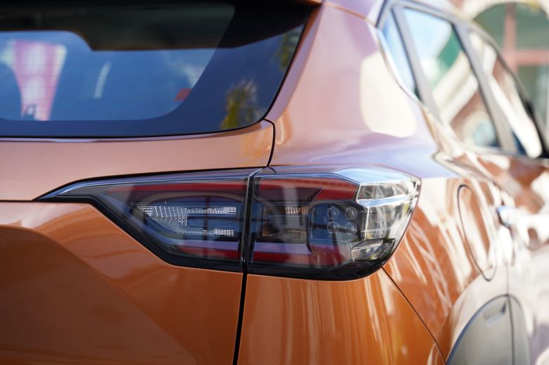 Nissan Magnite 1.0T CVT Tekna