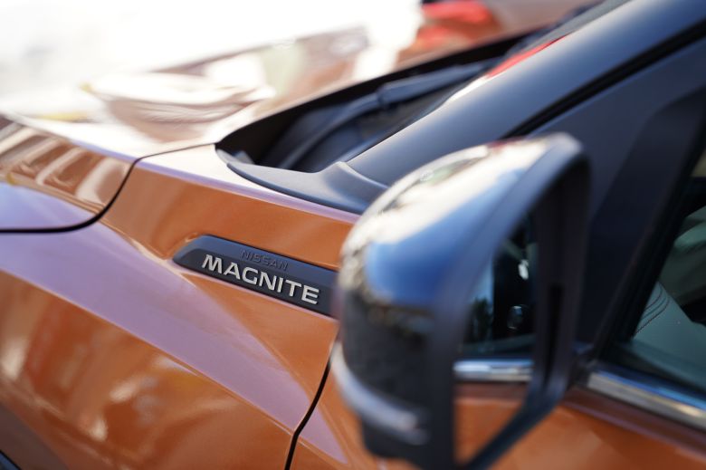 Nissan Magnite 1.0T CVT Tekna