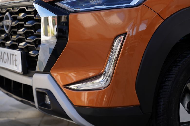 Nissan Magnite 1.0T CVT Tekna