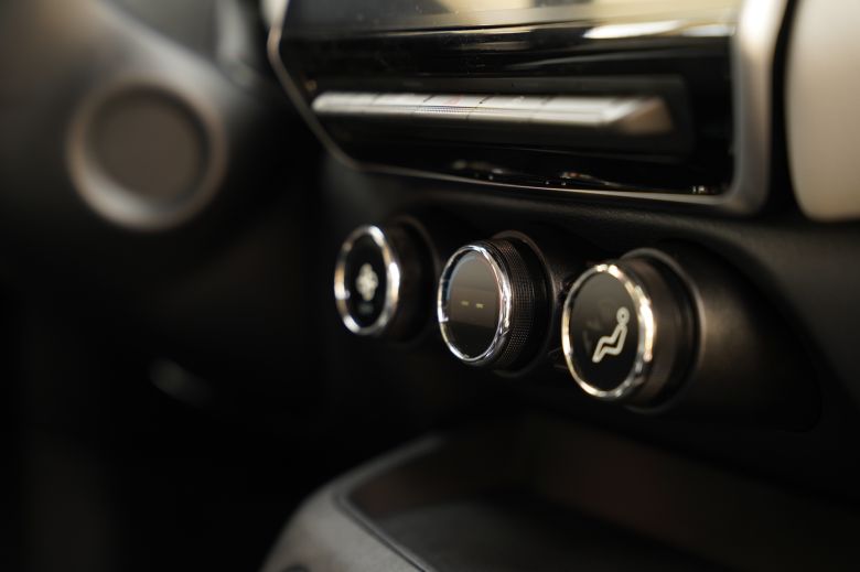 Nissan Magnite 1.0T CVT Tekna