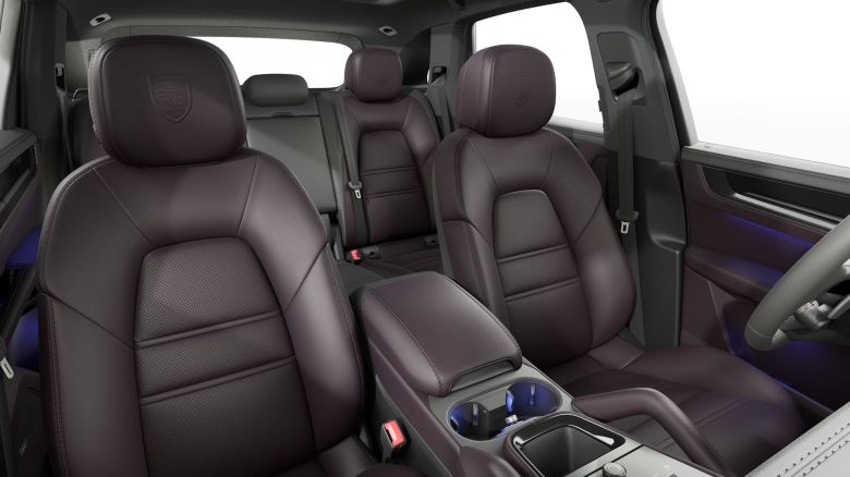 Porsche Cayenne E-Hybrid Black Edition