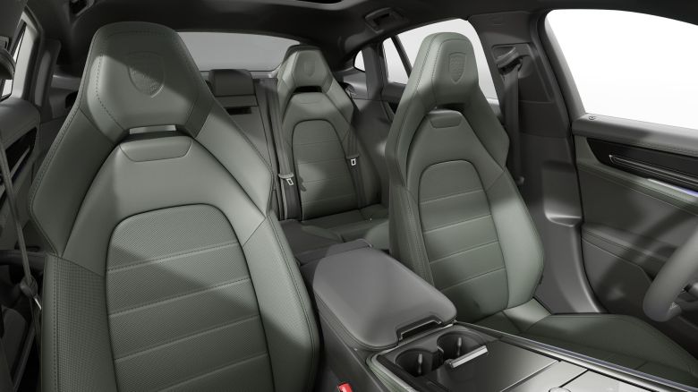 Porsche Panamera 4 E-Hybrid