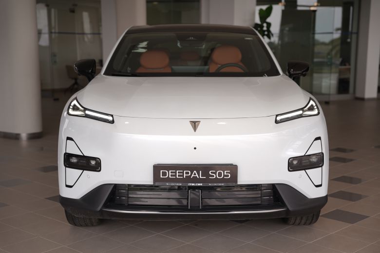 Deepal S05 1.5 L Reev 27.28 kWh