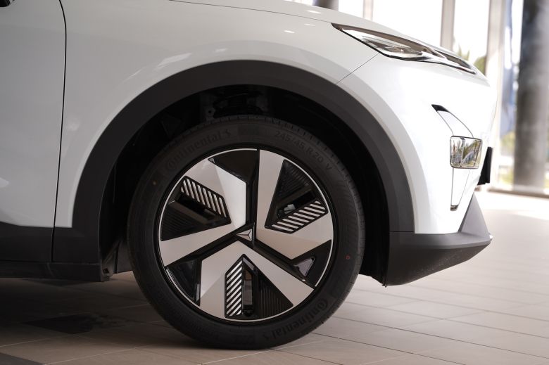 Deepal S05 1.5 L Reev 27.28 kWh