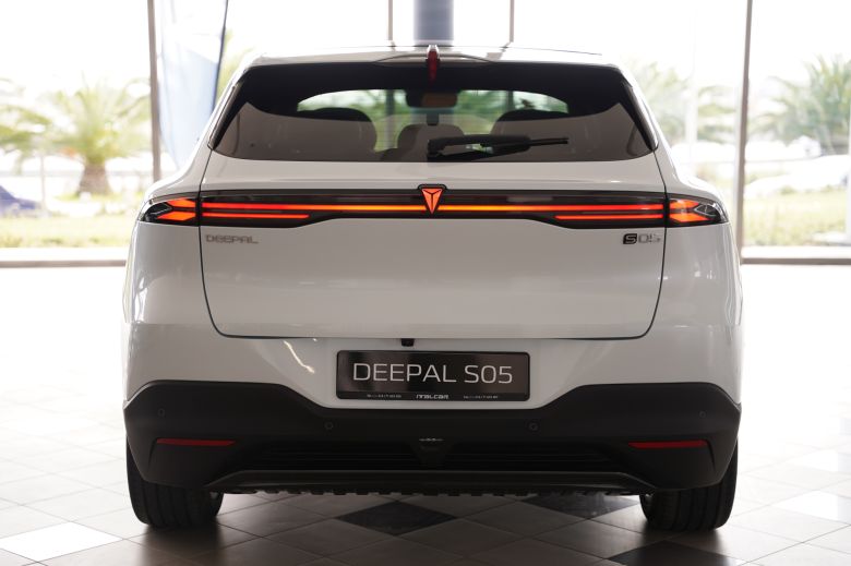 Deepal S05 1.5 L Reev 27.28 kWh