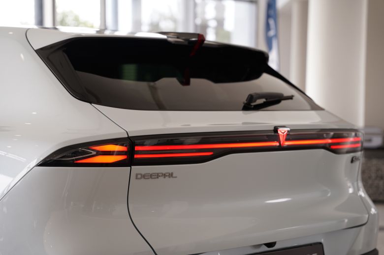 Deepal S05 1.5 L Reev 27.28 kWh