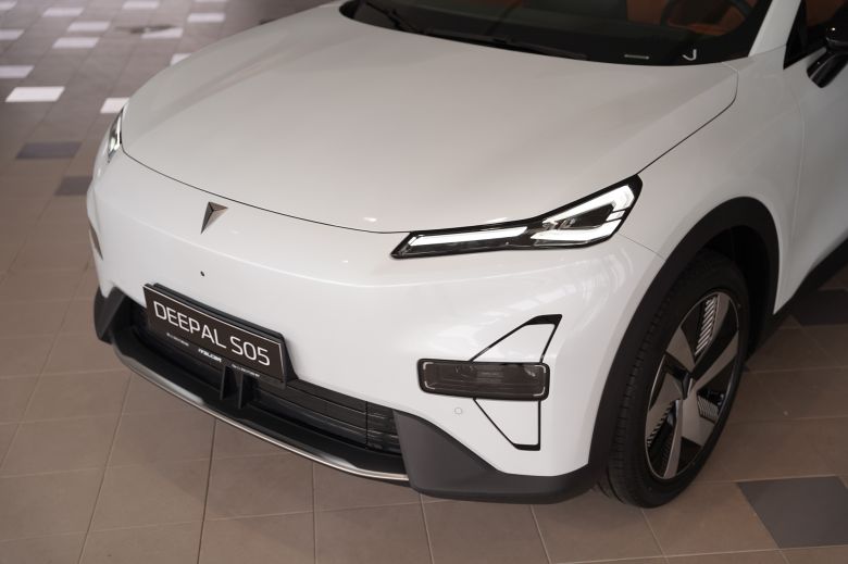 Deepal S05 1.5 L Reev 27.28 kWh